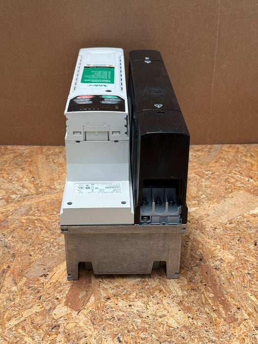Nidec – M300‑054 00270 A – Unidrive M300 15 kW AC Drive, 3× 400 V, SIL3 STO