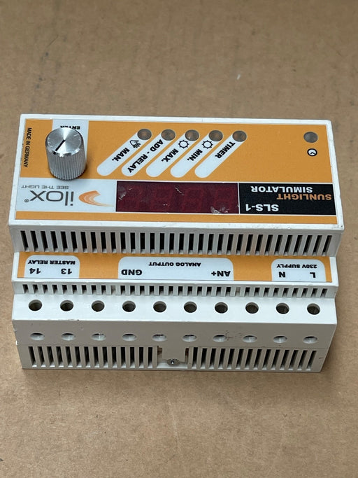 ILOX – SLS‑1 – Sunlight / Lighting Cycle Controller 0‑10 V Dimming & Timer