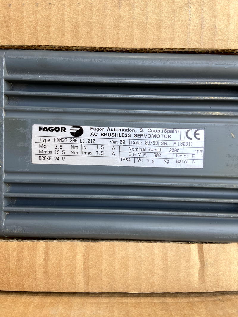 FXM32.20A.E1.010 AC BRUSHLESS SERVOMOTOR International Shipping by DHL
