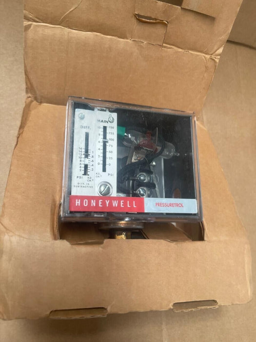 Honeywell - L404B1338-2 - Pressuretrol® Controller