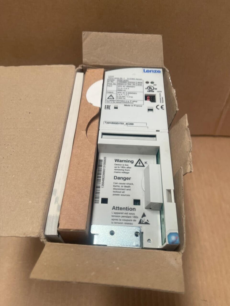 Lenze - E82EV751K4C200 - 8200 Vector Frequency Inverter, 0.75 kW, 3-Phase 400/50