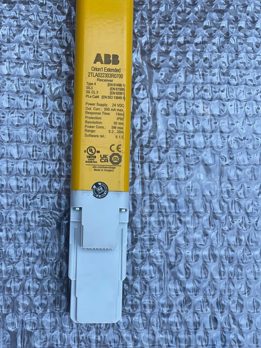 ABB – 2TLA022303R0700 – Orion1 Extended 1.2 m Safety Light Curtain (0.2–20 m)