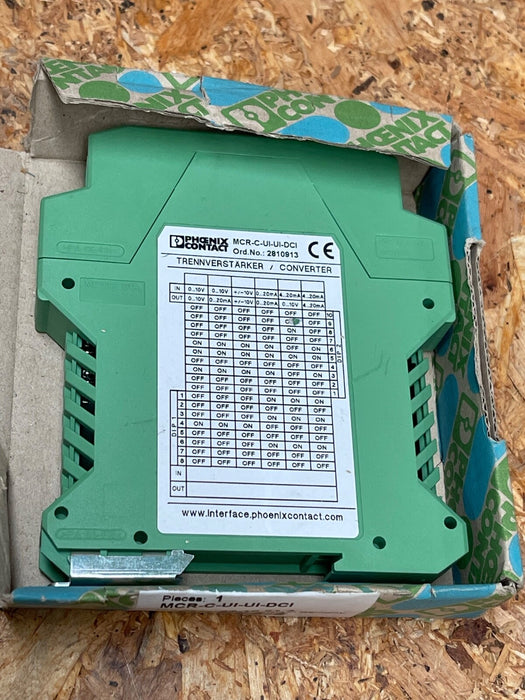 Phoenix Contact - 2810913 - MCR-C-UI-UI-DCI Signal Conditioner, ±10 V I/O, 3-Way