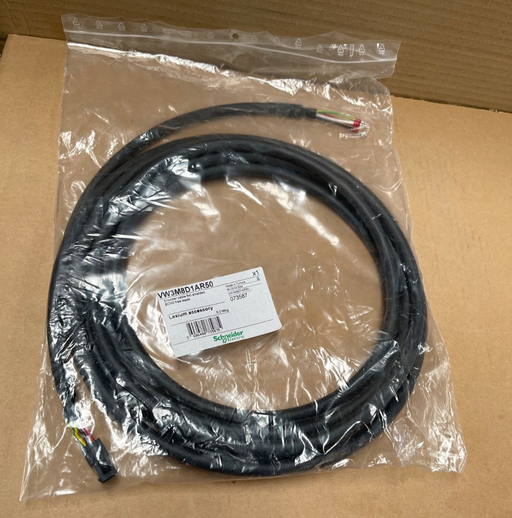 Schneider Electric – VW3M8D1AR50 – 5 m Shielded Encoder Cable for Lexium BCH2