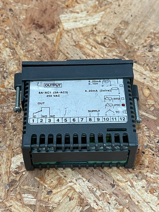 Tecnologic - TDH01 FE - Digital Temperature Controller, ON/OFF, 12–24 V AC/DC
