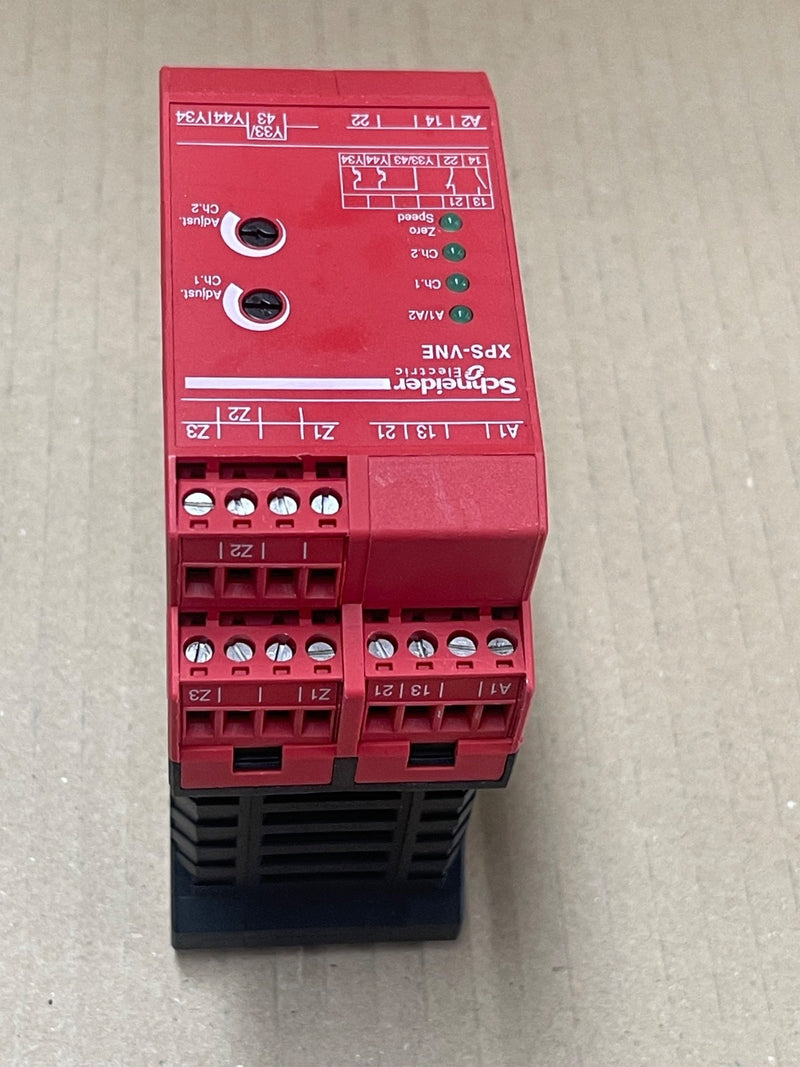 Schneider Electric – XPSVNE1142HSP – Preventa Safety Relay Module
