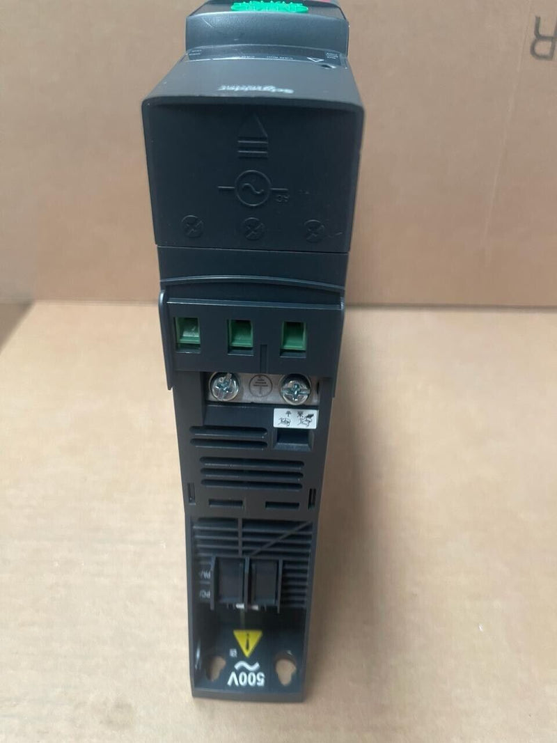 Schneider Ekectric Altivar 320 - ATV320U07N4B - 0.75kW/1HP AC Speed Drive