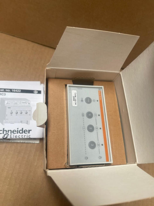 Schneider Electric Merlin Gerin - 16422AA - TRC3 - 2A 230V Circuit Breaker
