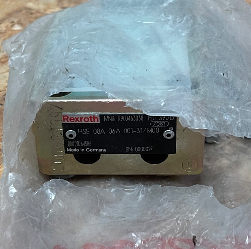 Bosch Rexroth – R900463038 – HSE 08 A06A 001‑3X/M00 Valve Section Adapter Plate