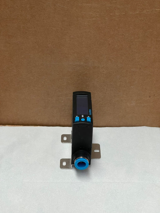 Festo – SFAH‑200U‑Q8S‑PNLK‑PNVBA‑M8 (8058478) – Thermal Flow Sensor 4‑200 L/min