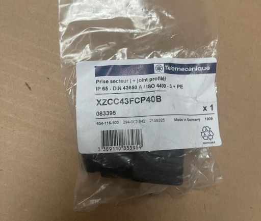 Telemecanique - XZCC43FCP40B - Sensors Ventilsteckverbinder