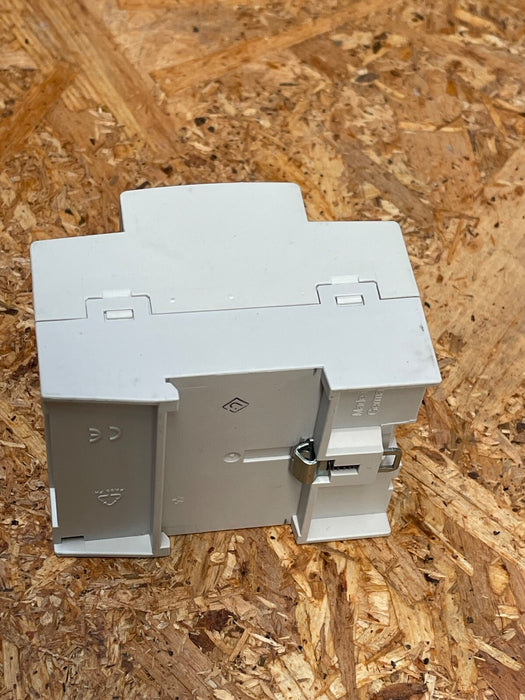 ABB - 2CDG110146R0011 - SV/S30.640.5.1 KNX Power Supply with Diagnostics, 640 mA