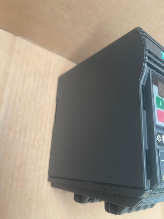 Siemens - 6SE9213-6CA40 - MICROMASTER MM75/2 Frequency Inverter, 0.75 kW