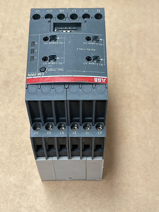ABB 1SVR750660R0400 – CM‑IWN.5S Insulation Monitoring Relay 24–240 V AC/DC DPDT