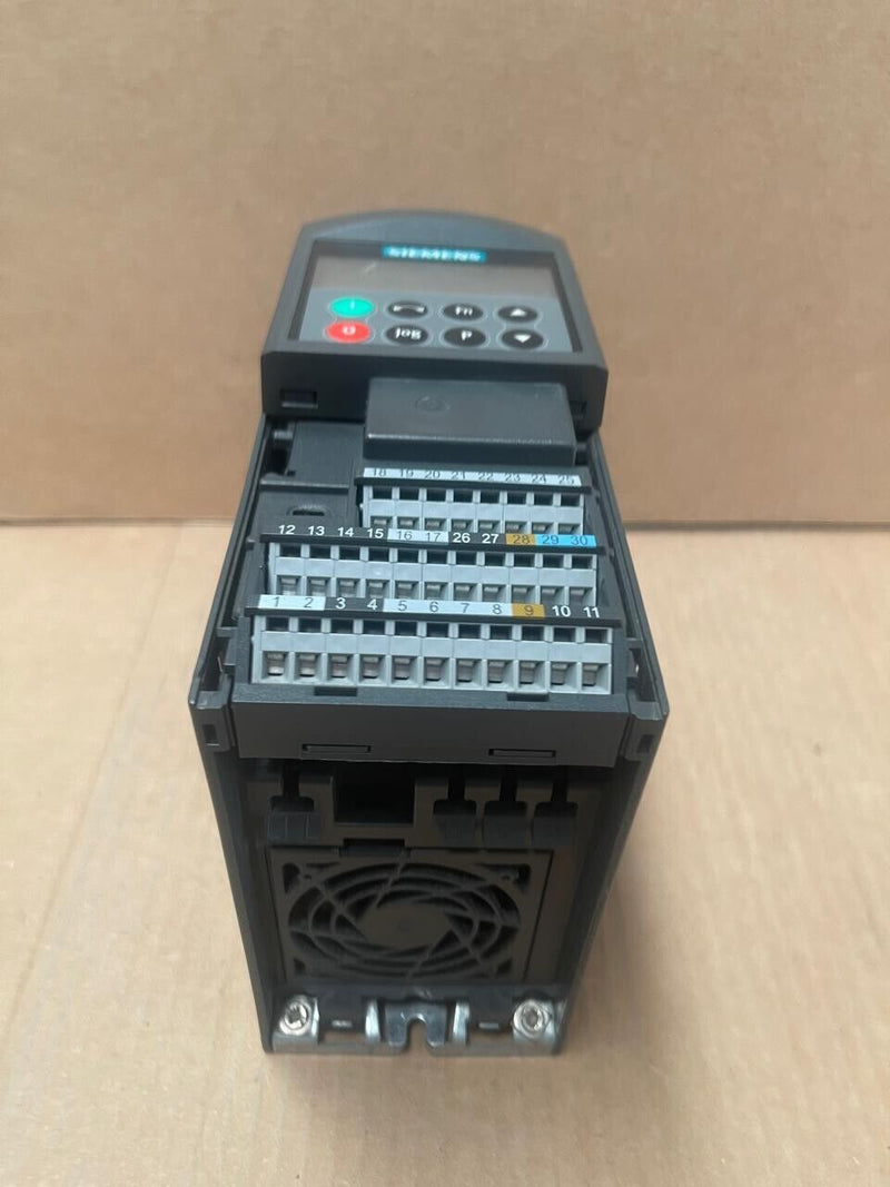 Siemens - 6SE6440-2UD21-5AA1 - MICROMASTER 440 Frequency Inverter, 1.5 kW