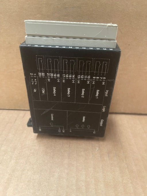 Elobau – 462121H1U202 – Safety Control / Safety Relay Unit (24 V AC/DC, SIL3 / P