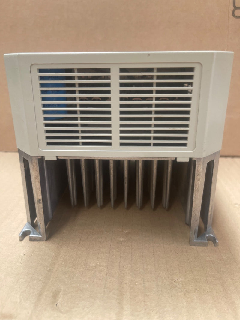 Siemens – 6SE3012-0BA00 – SIMOVERT P MicroMaster 1-Phase 230 V AC Drive (370 W)