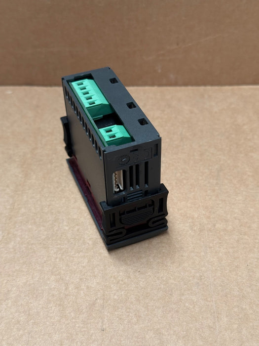 Eliwell – IC11C00TCD500 – IC 902/902P Temperature Controller, 24 VAC, 8 A Relay