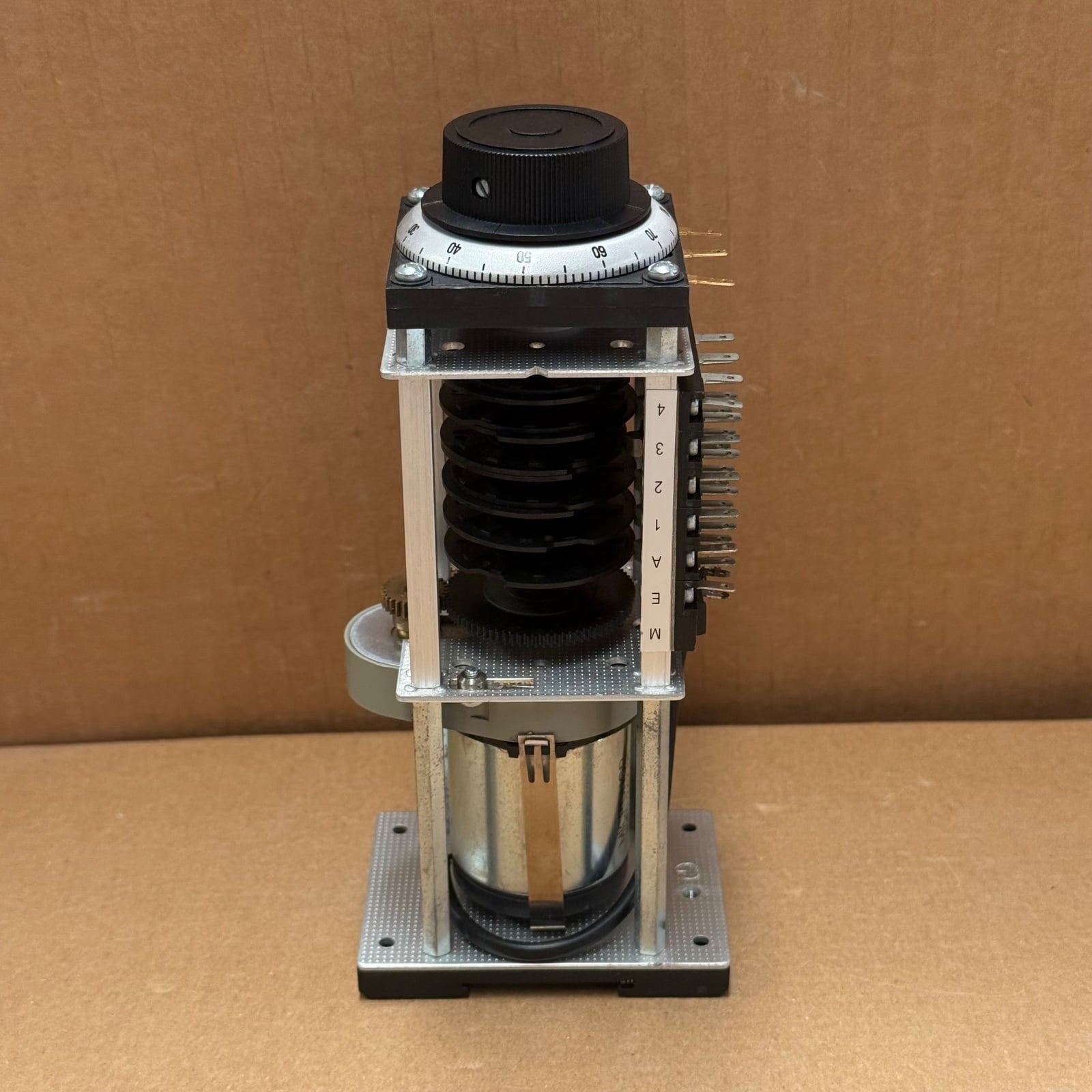 Micronor Motorized Potentiometer 500R 0501.24.025 + MG2G 24VDC Motor 6 ...