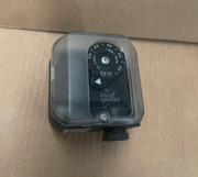 Kromschröder - DG6U-3 - 84447250 - Gas Pressure Switch, 0.4–6 mbar, IP54