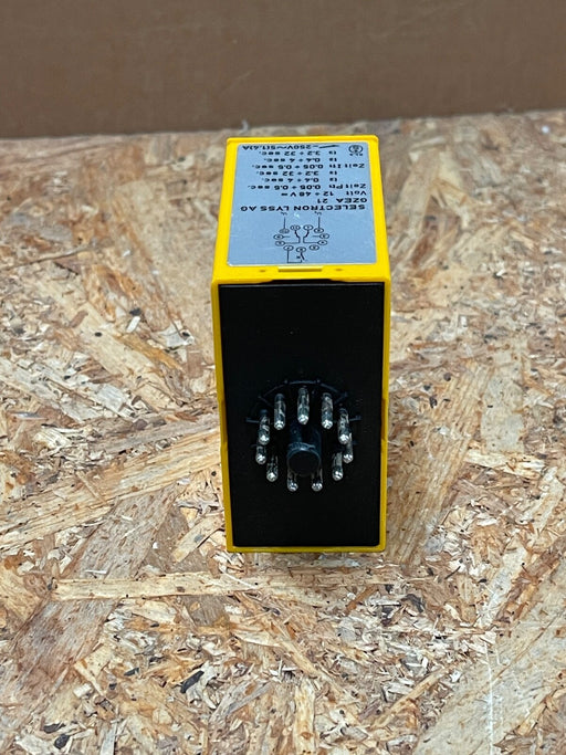 Selectron Lyss – GZEA 21 – Universal Cycle Timer Relay 12–240VAC/DC Dual‑Contact