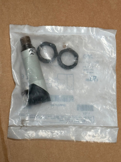 Micro Detectors – SPP/DP‑0E (SP Series) – M18 Retro‑Reflective Photoelectric
