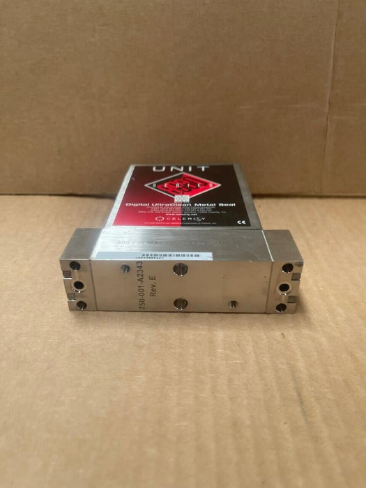 CELERITY UNIT NF3 500 SCCM Mass Flow Controller Digital UltraClean Metal Seal