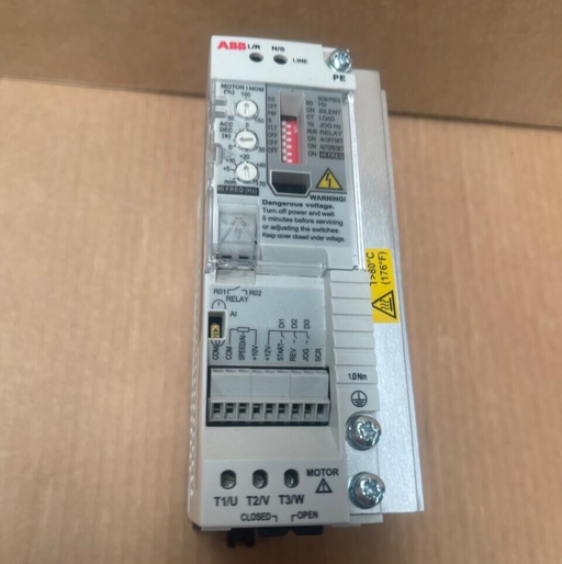 ABB - ACS55-01E-04A3-2 - Micro Drive, 0.75 kW, 4.3 A, 230 V