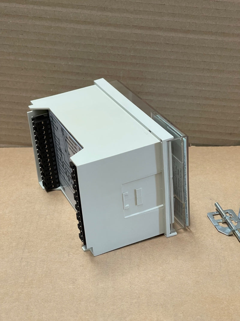 Samson 5433 Trovis District Heating Controller – Heating & Hot Water Automation