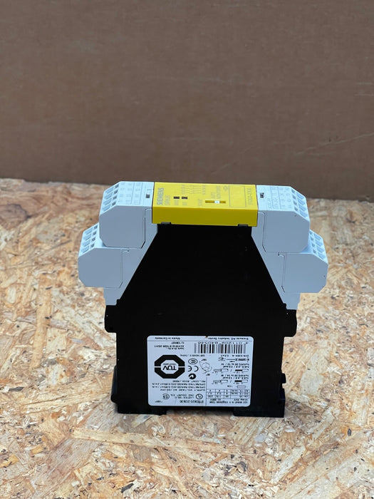 Siemens – 3TK2820‑2CB30 – SIRIUS Safety Relay, 24 V AC/DC, 3NO + 1NC, SIL 3 / PL