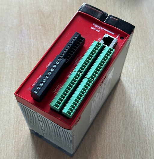 Schneider Electric XPSMC32Z Sicherheitscontroller Safety Controller