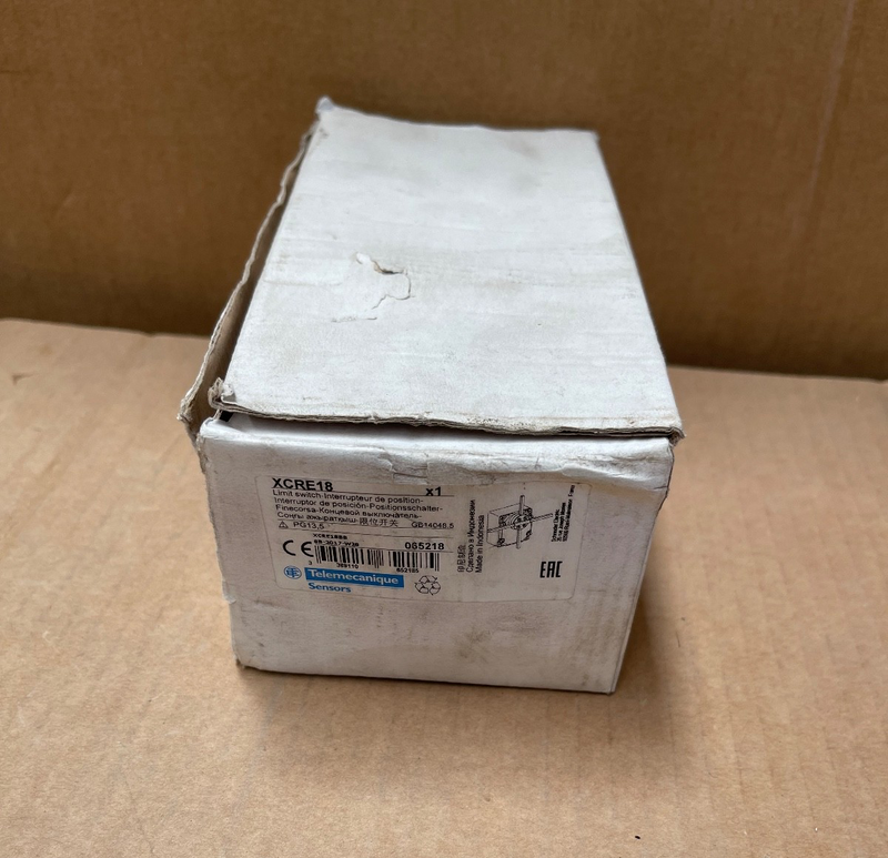 Telemecanique – XCRE18 – OsiSense XC Limit Switch (Rod Lever, 2 × (NO+NC), IP54)