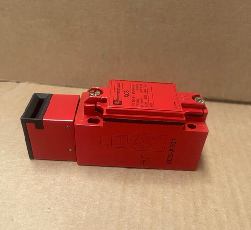 Telemecanique - XCSA701 - Metal Safety Switch, 2NC+1NO, Slow Break, Pg13.5
