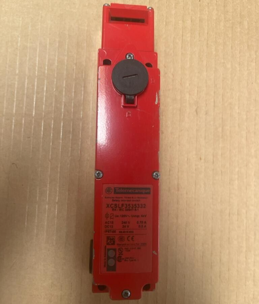 Telemecanique, XCSLF3535332, Safety switch metal XCSLF, 2NC+4 NO 120V