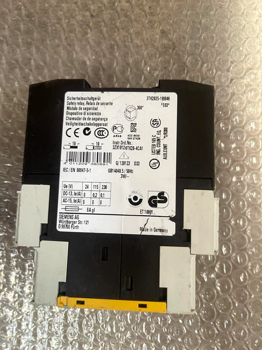 SIEMENS SIRIUS 3TK2825-1BB40 Safety Relay 24V DC