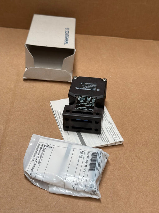 Schmersal – AZ 16 ZVRK‑M20 – Safety Interlock Switch, 1 NO + 1 NC, IP67, 3× M20