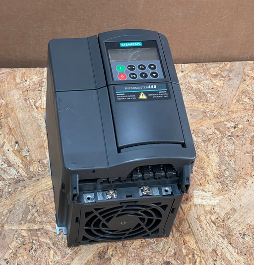Siemens – 6SE6440‑2UD23‑0BA1 – MICROMASTER 440 3 kW Drive, 380–480 V 3‑Phase