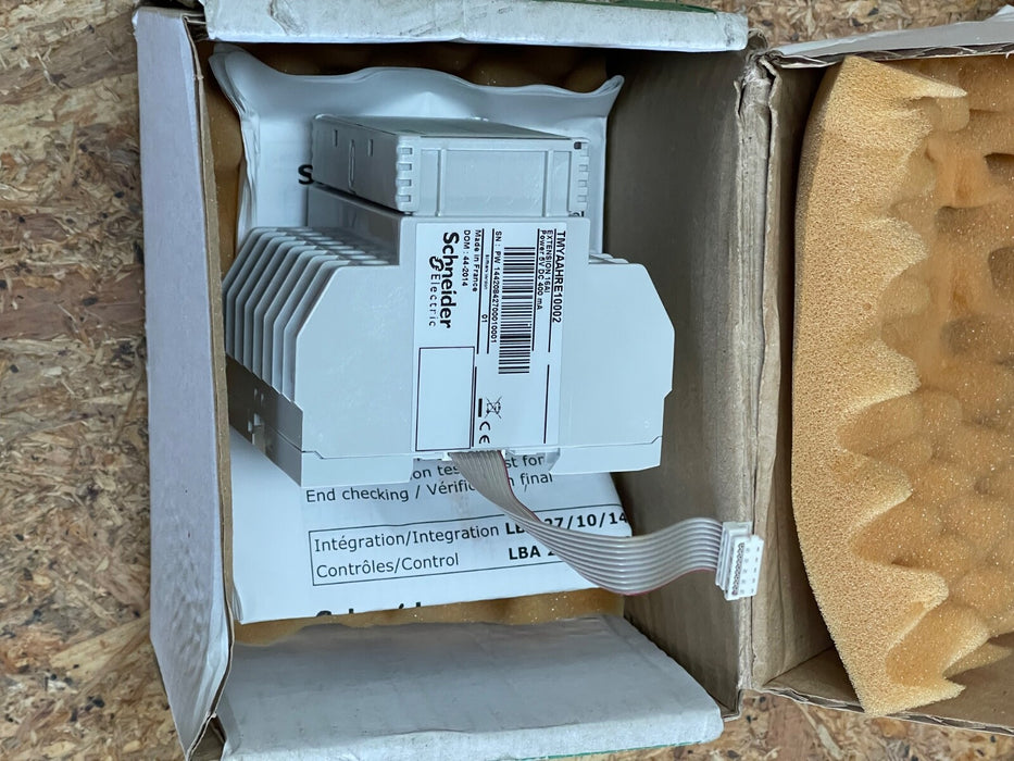 Schneider Electric - TMYAAHRE10002 - IRIO 16-Channel Analog Input Expansion Mod.