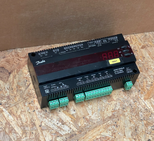 Danfoss – AK‑CC 550A (084B8030) – 230 V Case/Room Controller with MODBUS