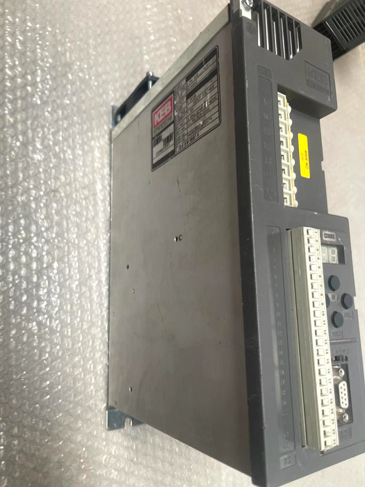 KEB COMBIVERT inverter 11.F0.R13-0000 3.0kW 5.2kVA 7.5A 94250339/012879
