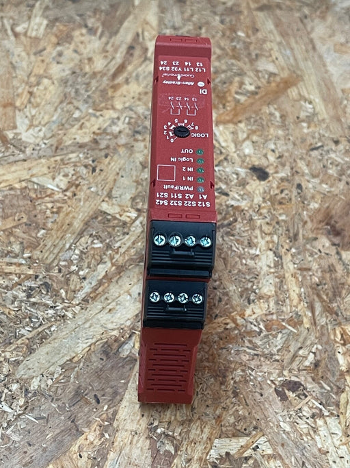 Allen‑Bradley – 440R‑D22R2 – GuardMaster Dual‑Input Safety Monitoring Relay