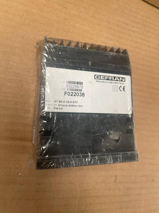 GEFRAN - 4T-96-4-10-0-R77 - Thermostat