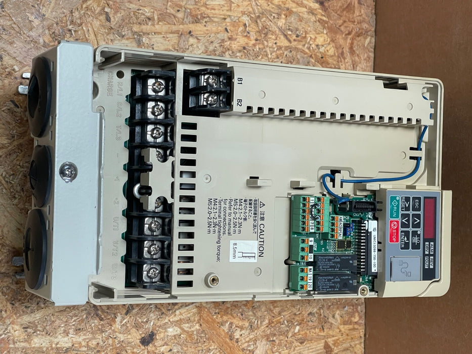 Yaskawa – CIMR‑LK4V0023FAA – V1000 Series 7.5 kW AC Drive (380–480 V)