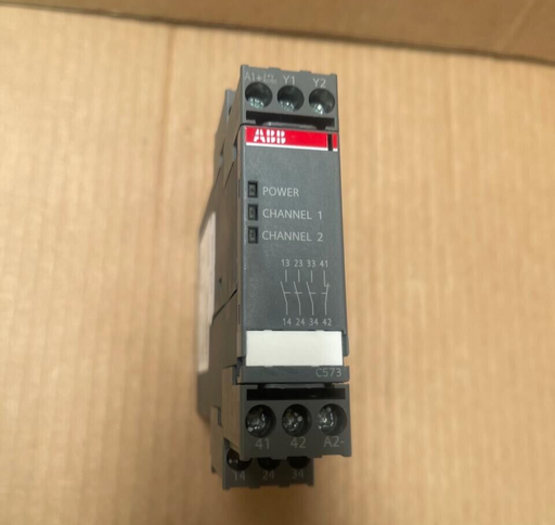 ABB - 1SAR501031R0001 - Safety Relais
