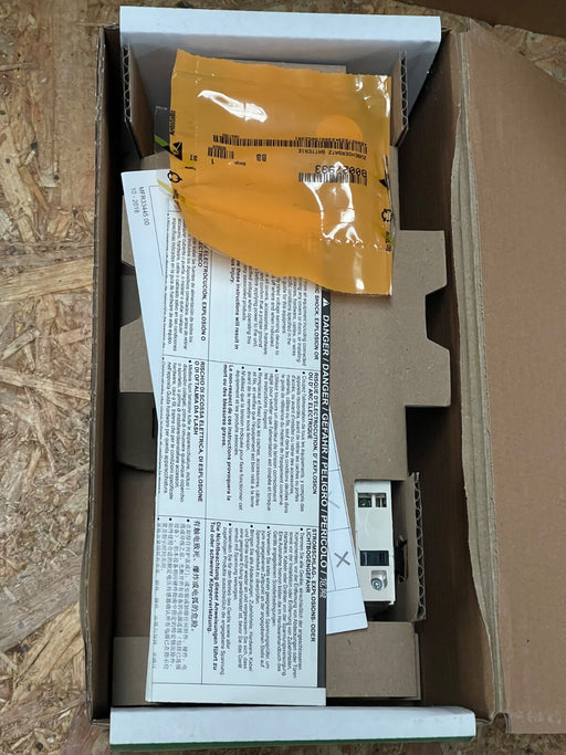 Schneider Electric – TM258LF42DT – Modicon M258 Logic Controller, 42 I/O, 24 VDC