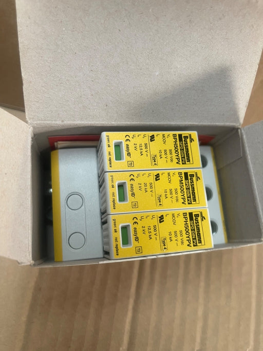 Eaton – BSPH31000YPVR – BSPM Series 1000 Vdc Photovoltaic Surge Protector