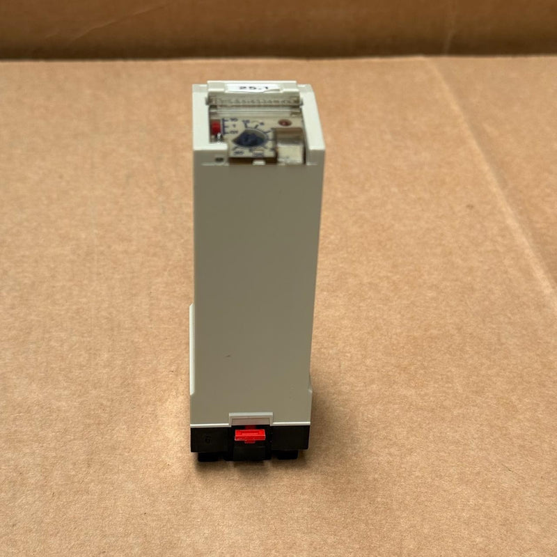 Telemecanique – RHT418B – Zelio On‑Delay Timer Relay 24 V AC/DC, 4 C/O