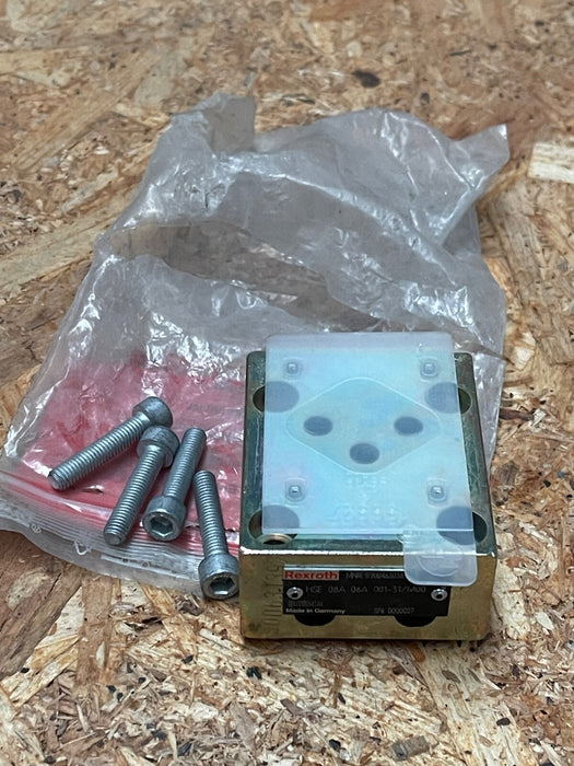 Bosch Rexroth – R900463038 – HSE 08 A06A 001‑3X/M00 Valve Section Adapter Plate