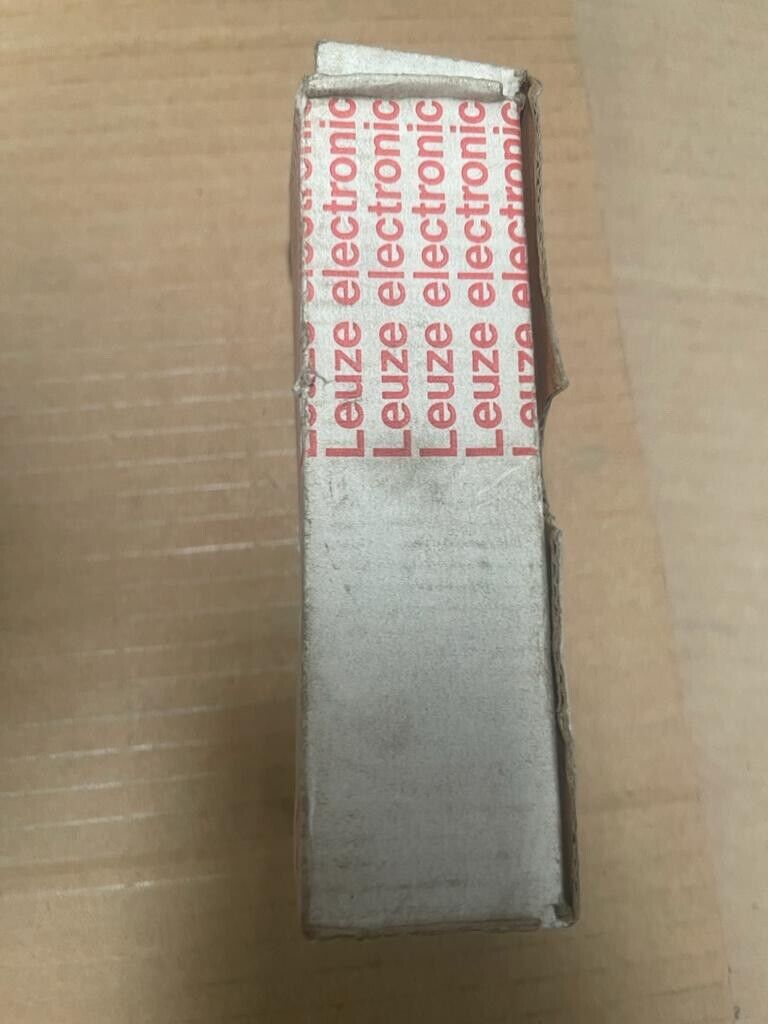 Leuze Electronic RK 85/4 10445 Photoelectric Diffuse Sensor