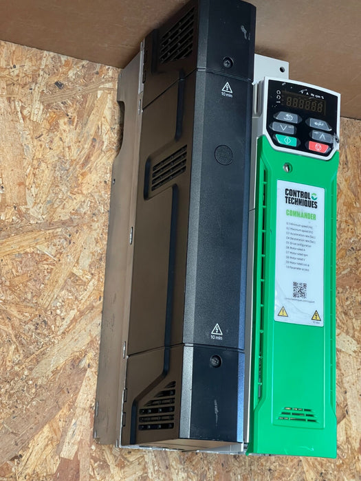 Emerson Control Techniques – Unidrive M300 (M300‑054 00270 A) – 11 kW VFD